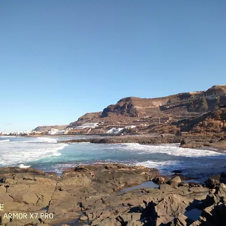 Facing The Ocean * Santa Maria de Guia de Gran Canaria